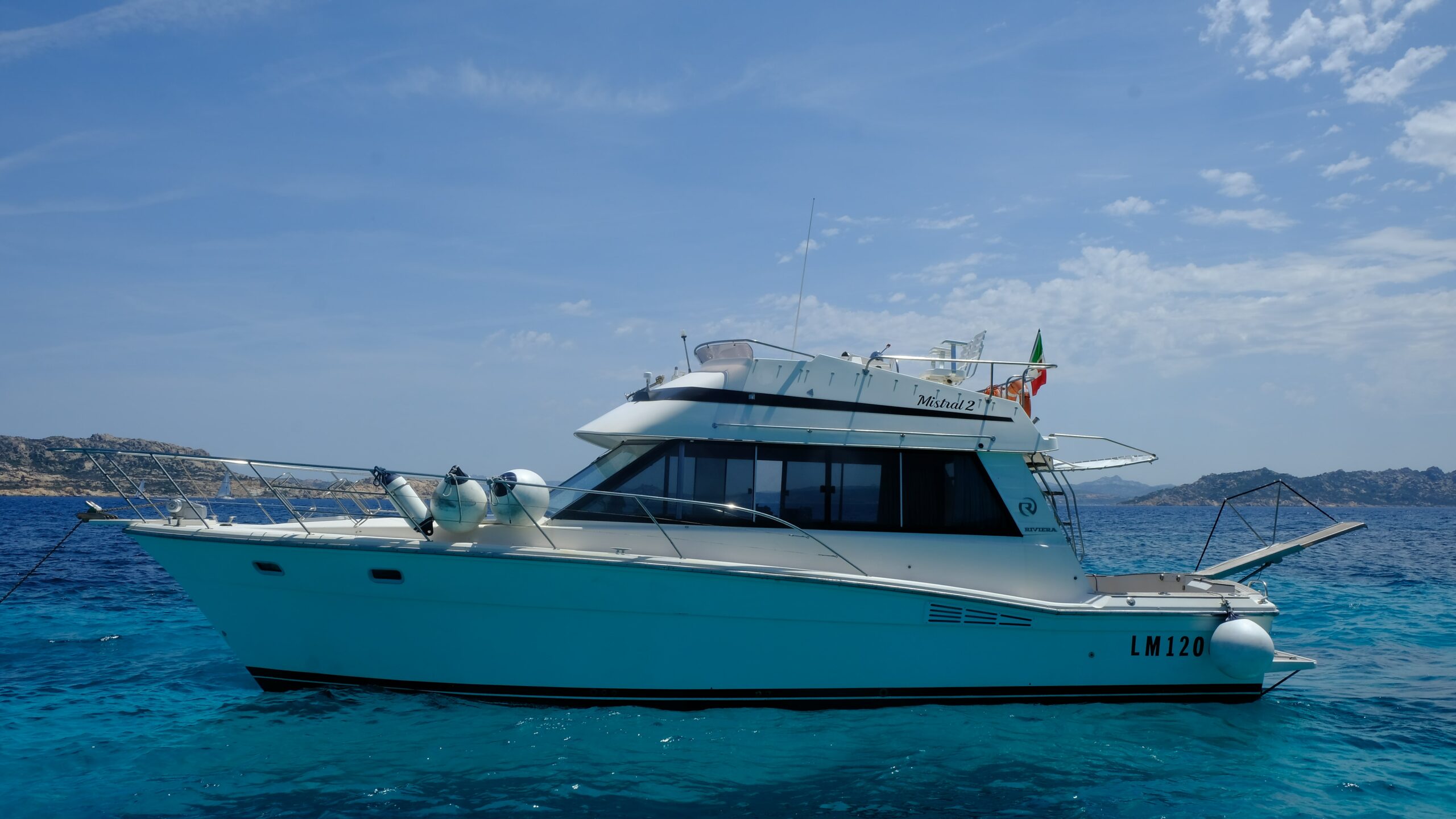 ESCURSIONE ARCIPELAGO DI LA MADDALENA IN MOTOSCAFO VELOCE