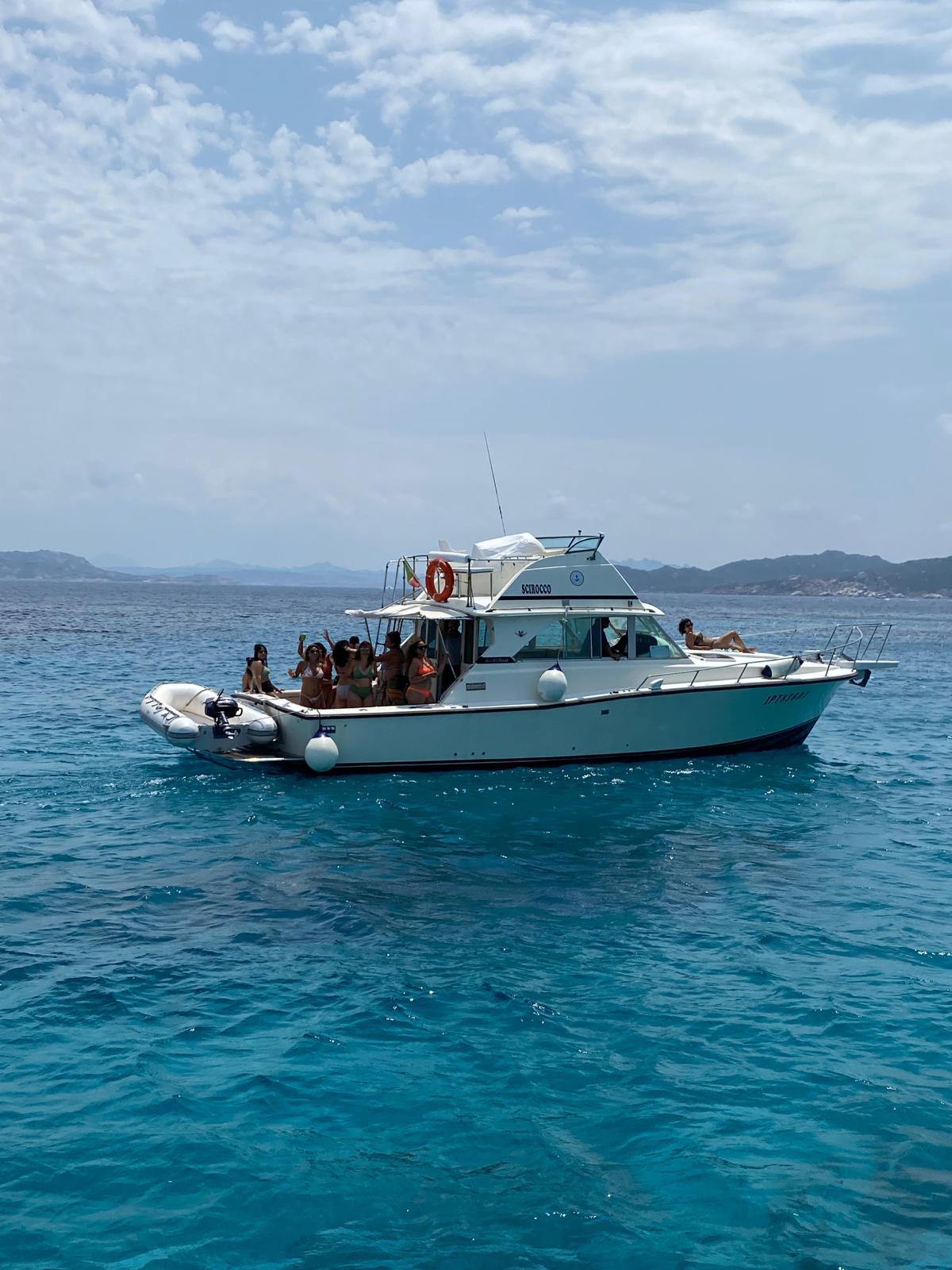 ESCURSIONE ARCIPELAGO DI LA MADDALENA IN MOTOSCAFO VELOCE — mezzo
